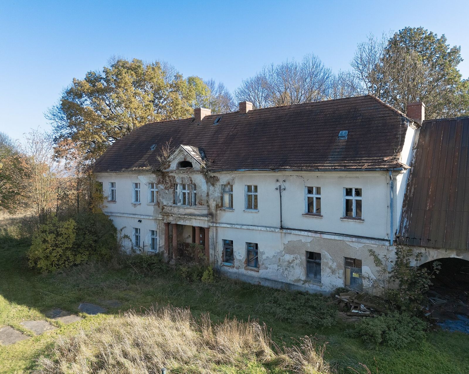 Dwór, Starków