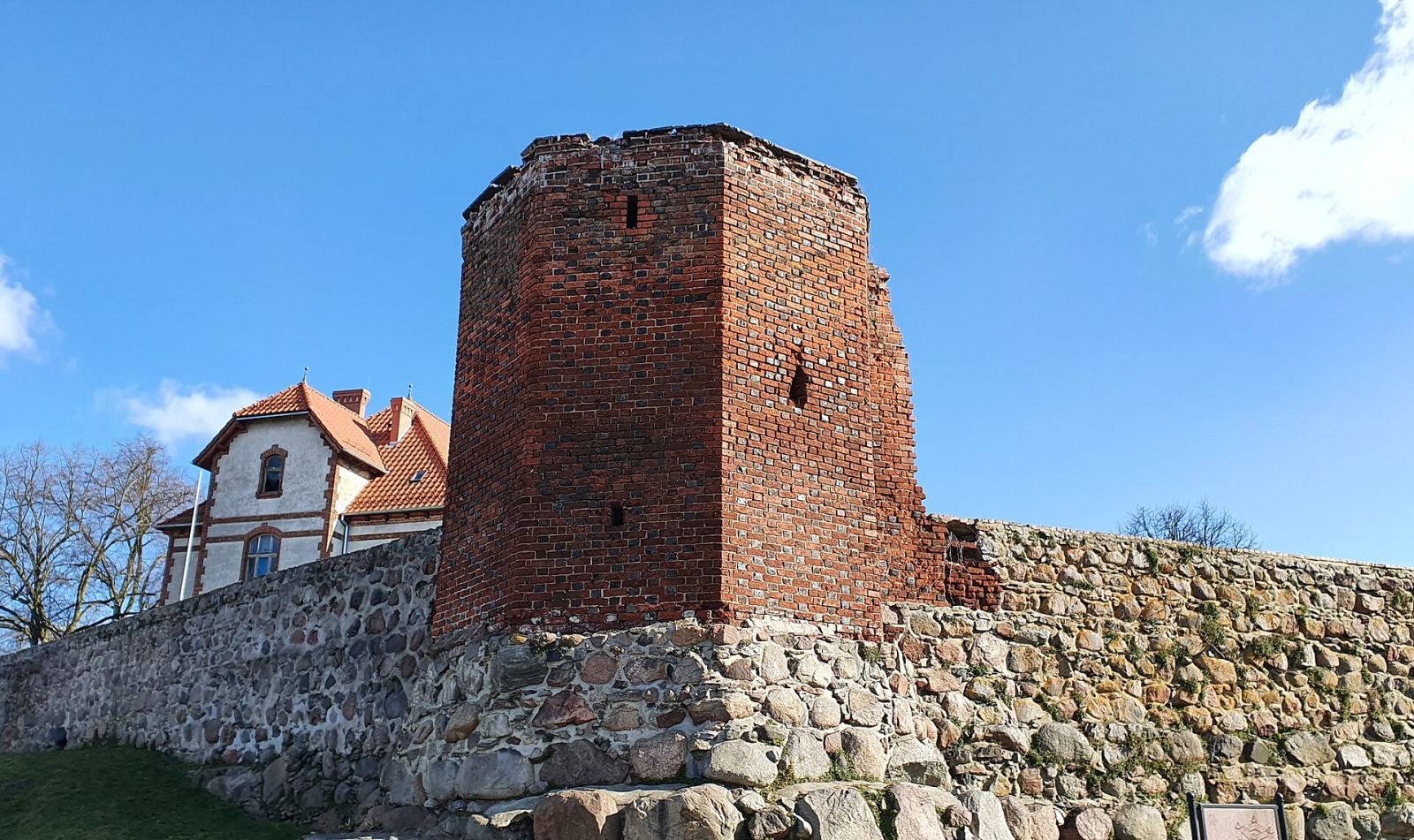 Wieża więzienna, Sztum