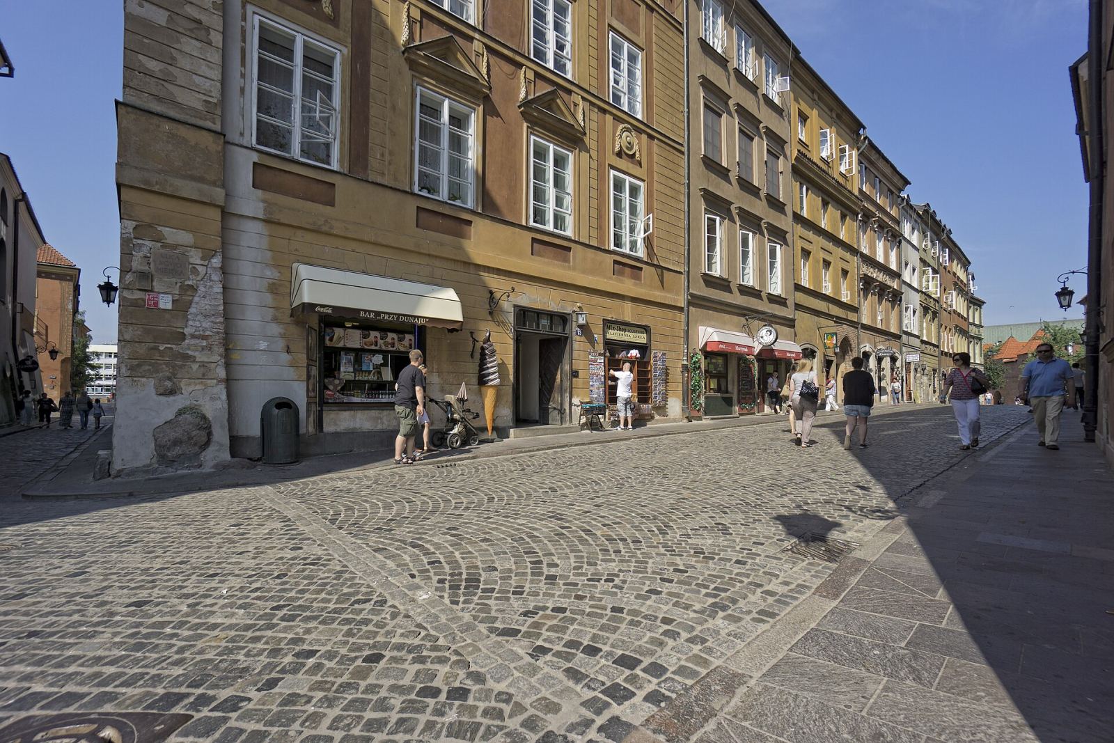 Założenie urbanistyczne ulicy Nowomiejskiej, Warszawa