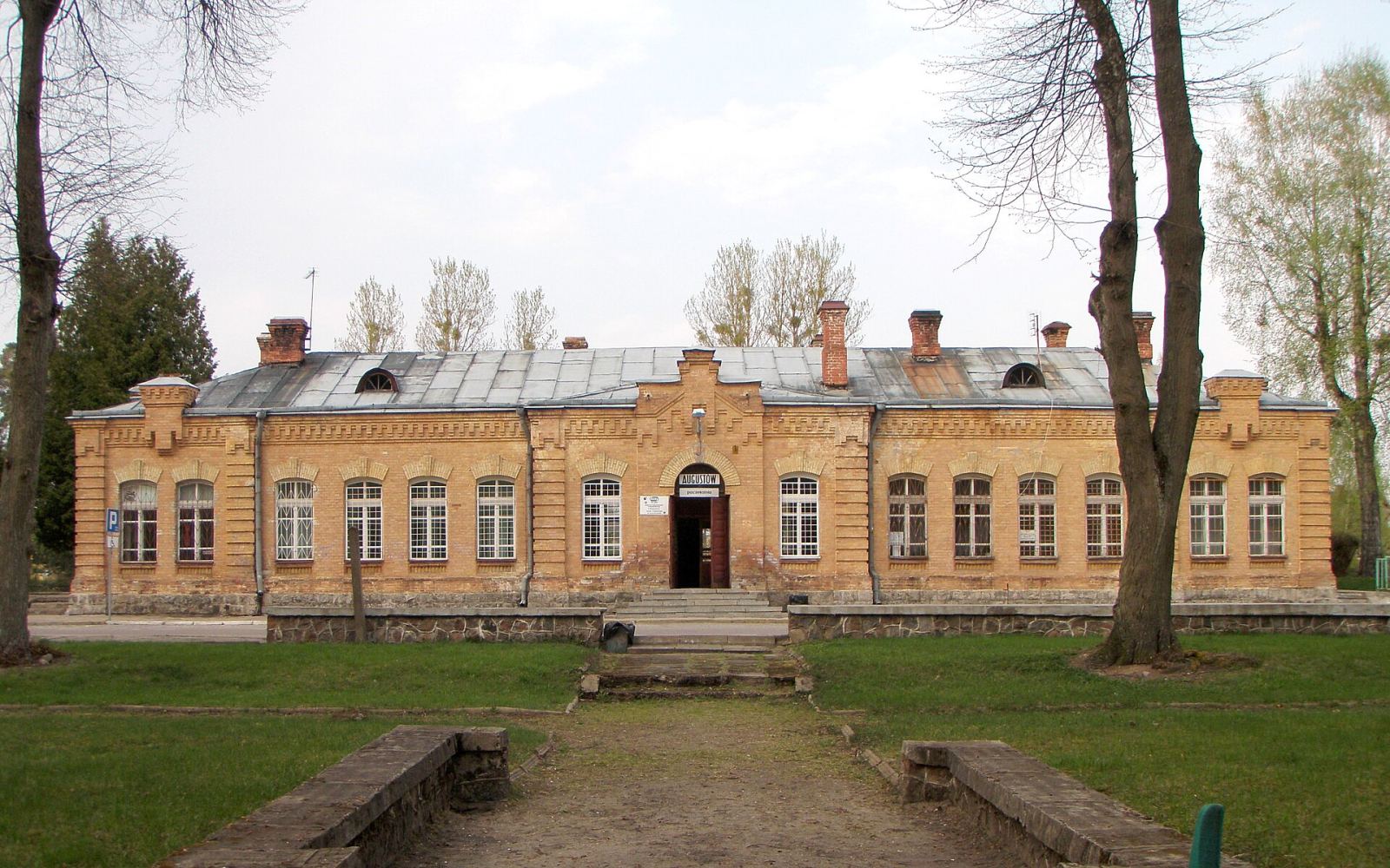 Dworzec kolejowy, Augustów