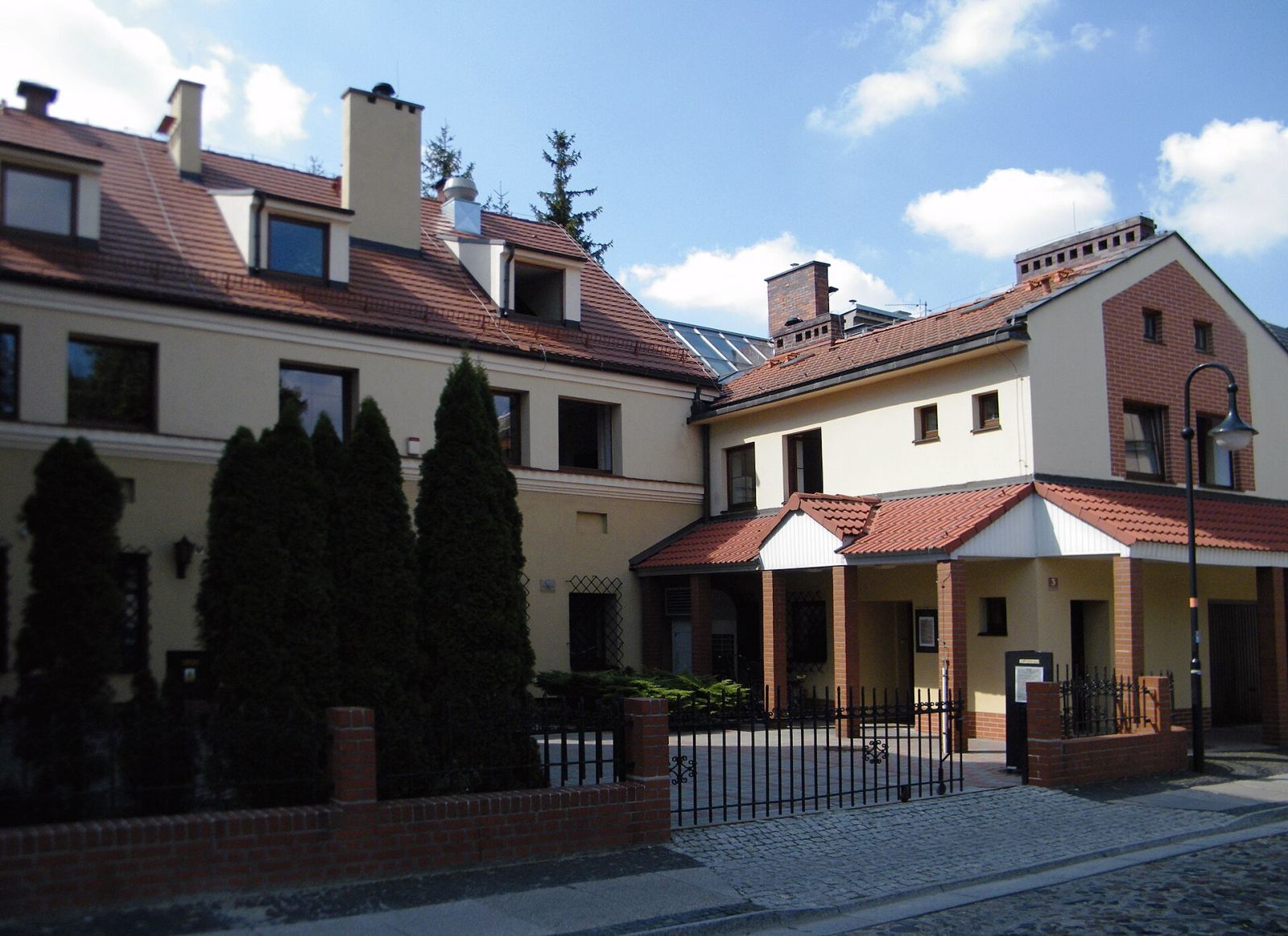 Dom, ob. Muzeum Jeńców Wojennych, Opole