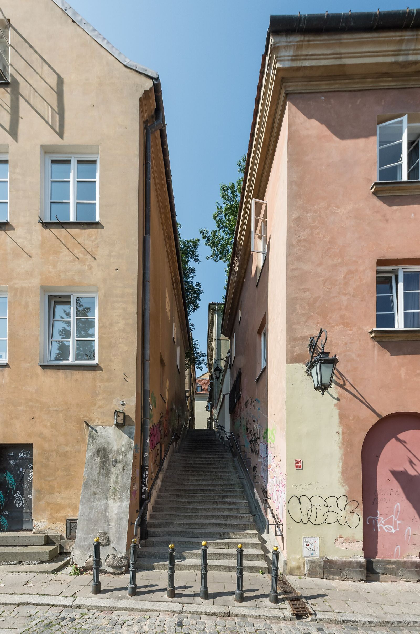 Założenie urbanistyczne ulicy Kamienne Schodki, Warszawa