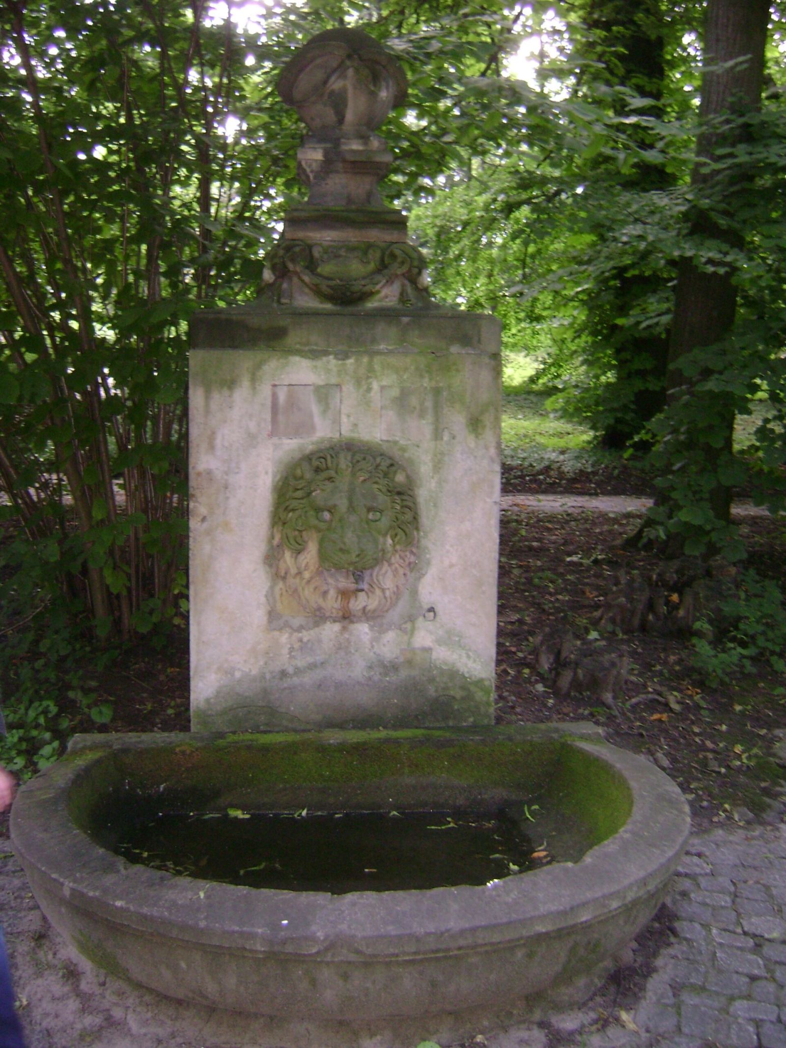Rzeźby parkowe, Warszawa