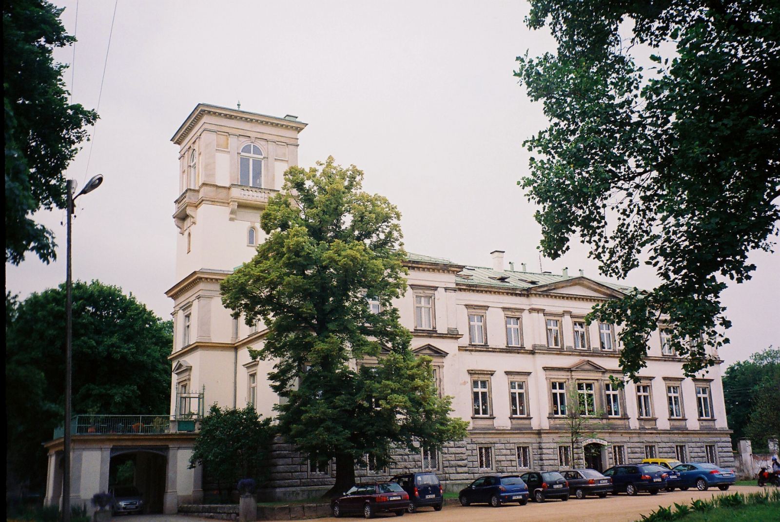 Pałac, Morawa