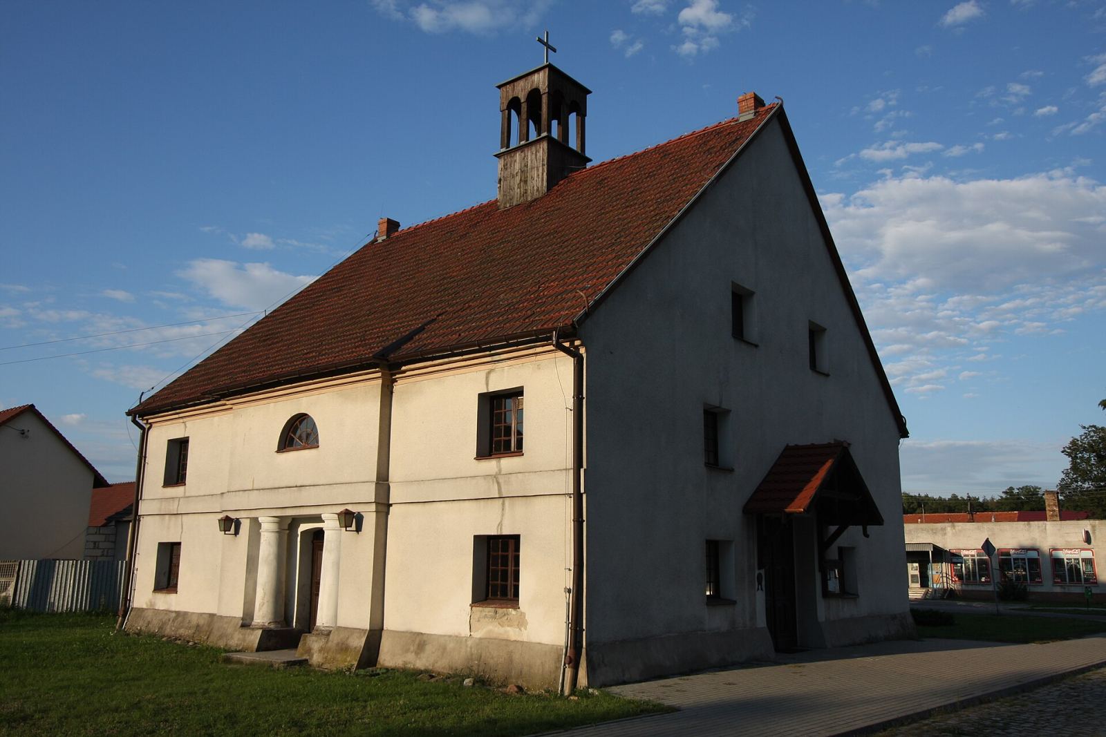 Spichlerz, ob. kaplica pw. Matki Boskiej Częstochowskiej, Wojnowo