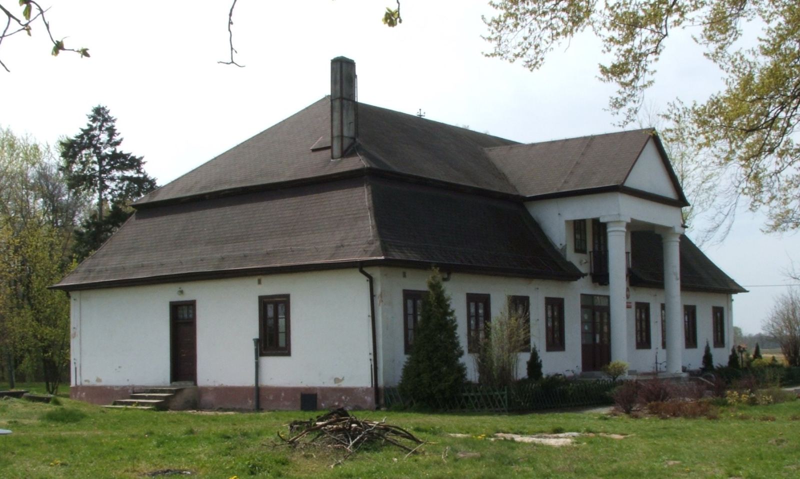Dwór, Rzeki Wielkie