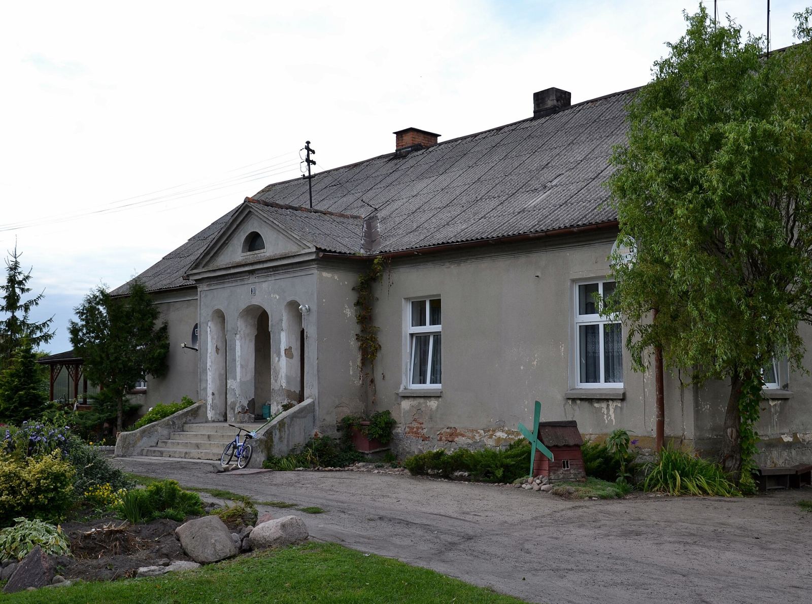 Dwór, Karsewo