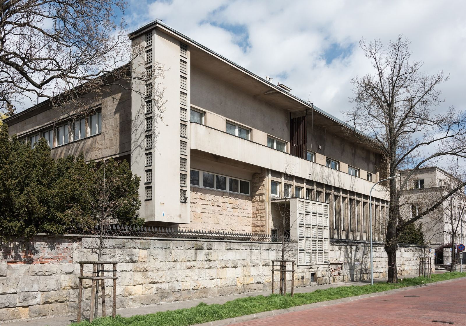 Ogrodzenie, Warszawa