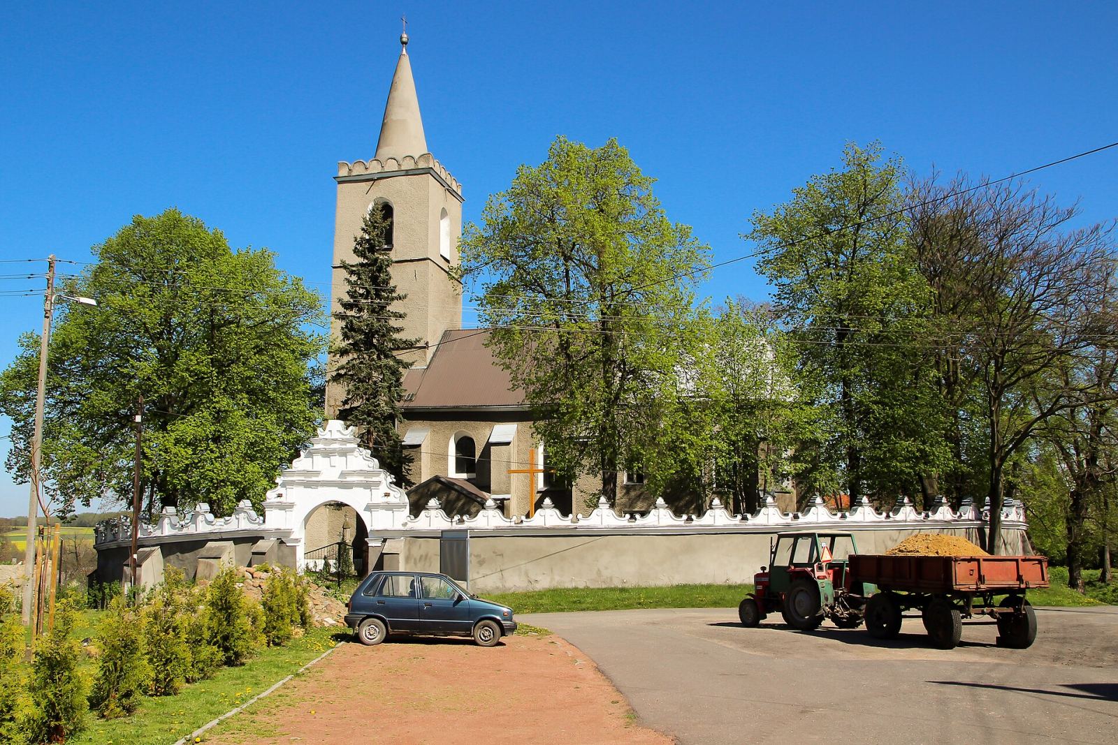 Kościół parafialny pw. św. Mateusza, Boguchwałów