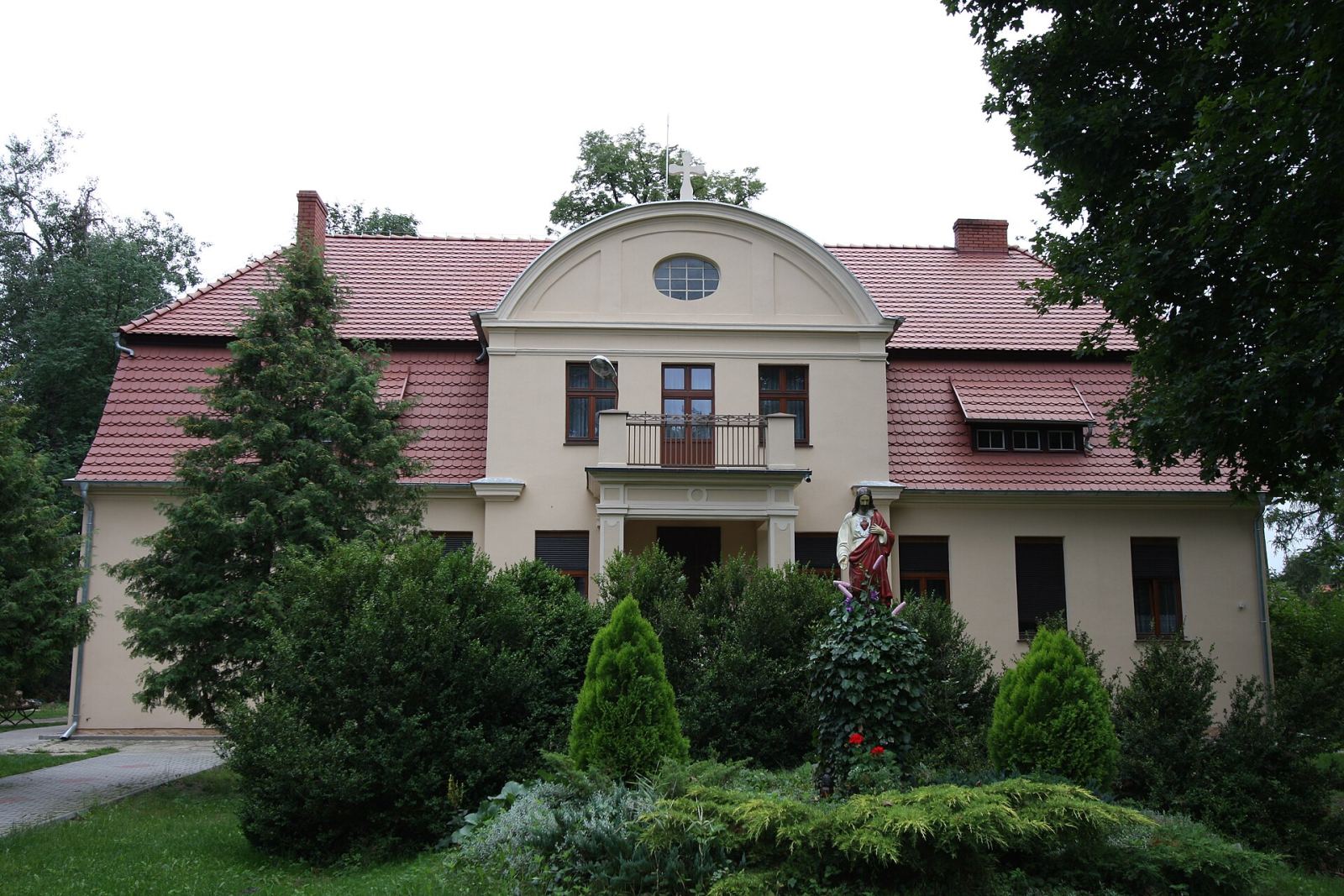 Pastorówka, ob. plebania, Tuchorza