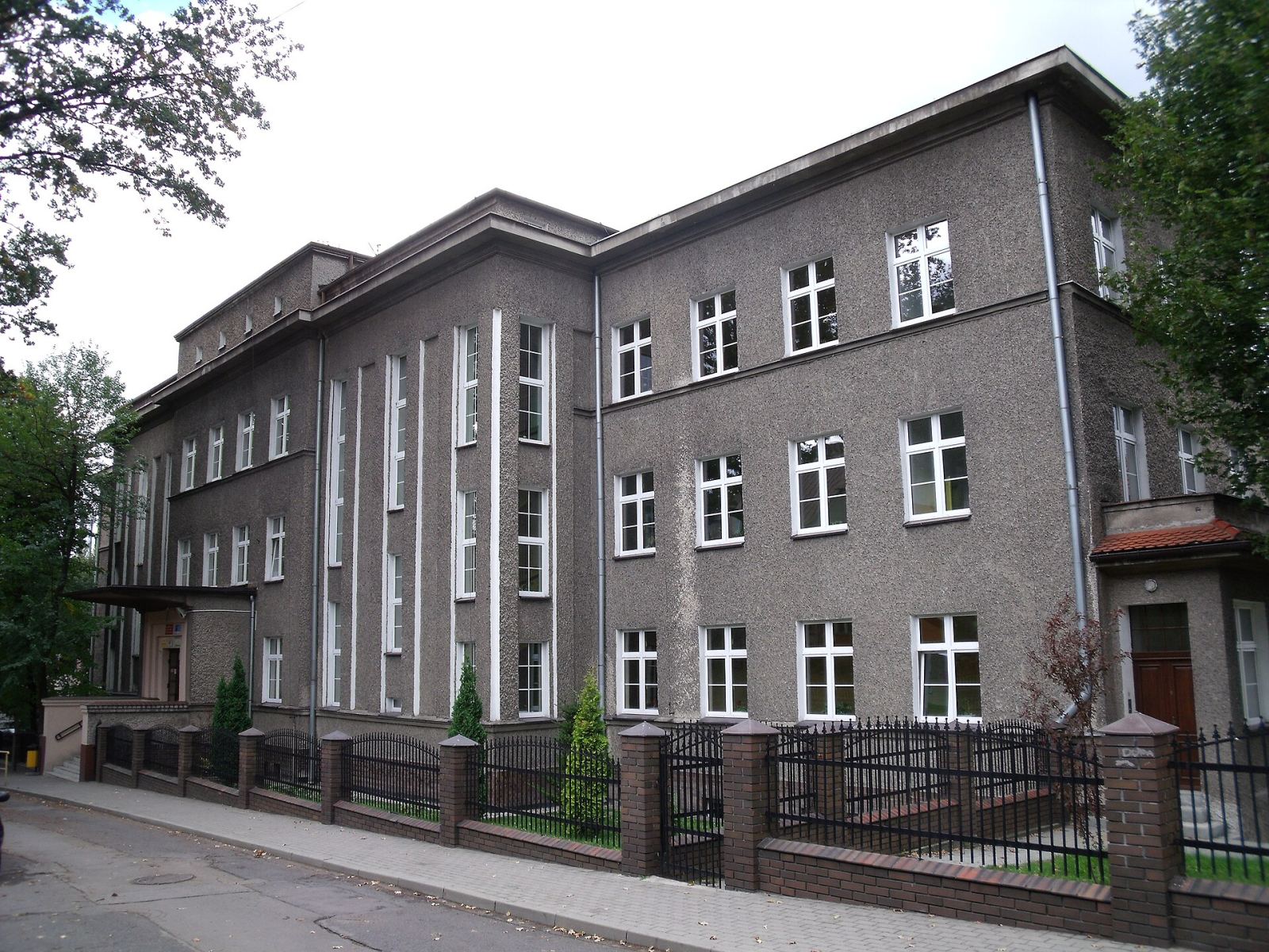Szkoła, Łaziska Górne