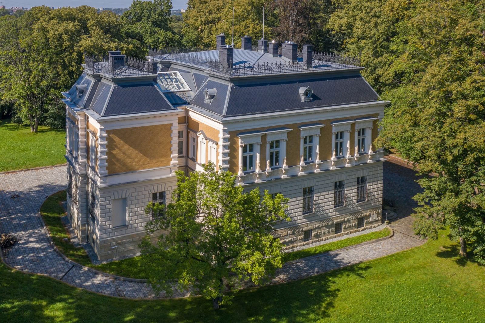Willa , tzw. pałac Zipsera, Bielsko-Biała