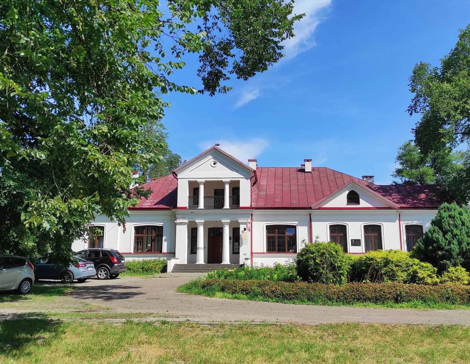 Zespół dworsko-parkowy, Kośmin
